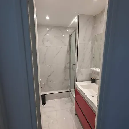 Cozy Apartment, 8 Guests Apartment Grenoble