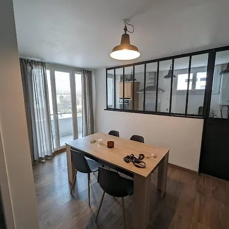 Apartment Cozy Apartment, 8 Guests Grenoble